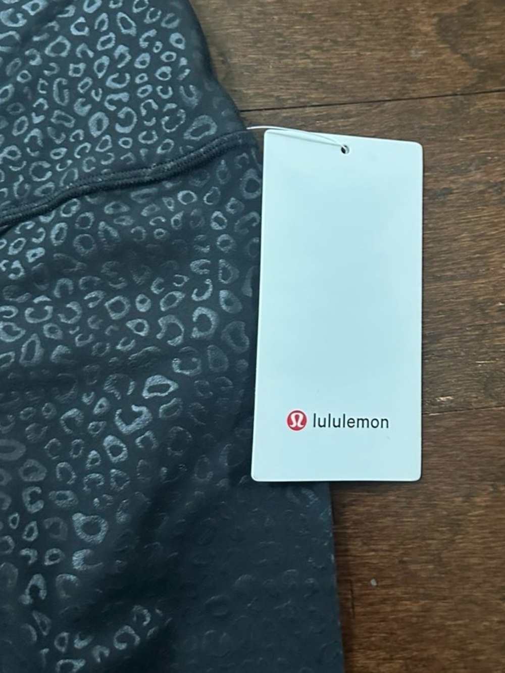 lululemon Align™ High-Rise Pant 25" black leopard embossed size 8 NWT - Picture 9 of 15